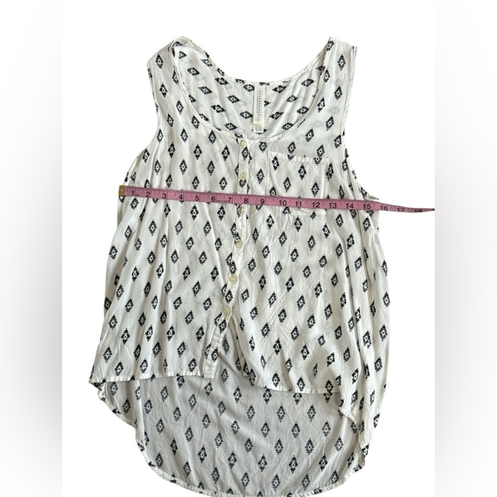 Aeropostale White Printed Sleeveless Button Front Top - Picture 5 of 8